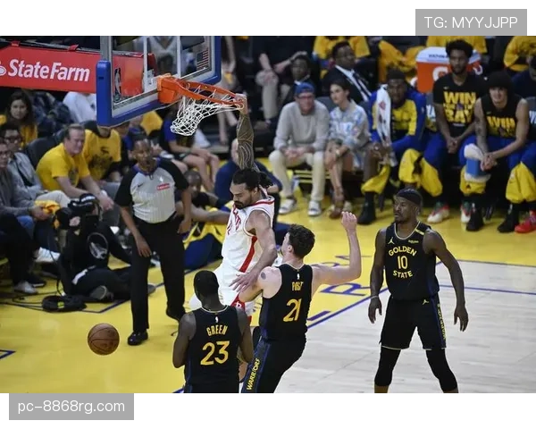 兰德尔面对约基奇式防守由单打转挡拆提升效率